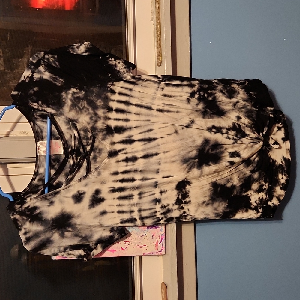 Woman top